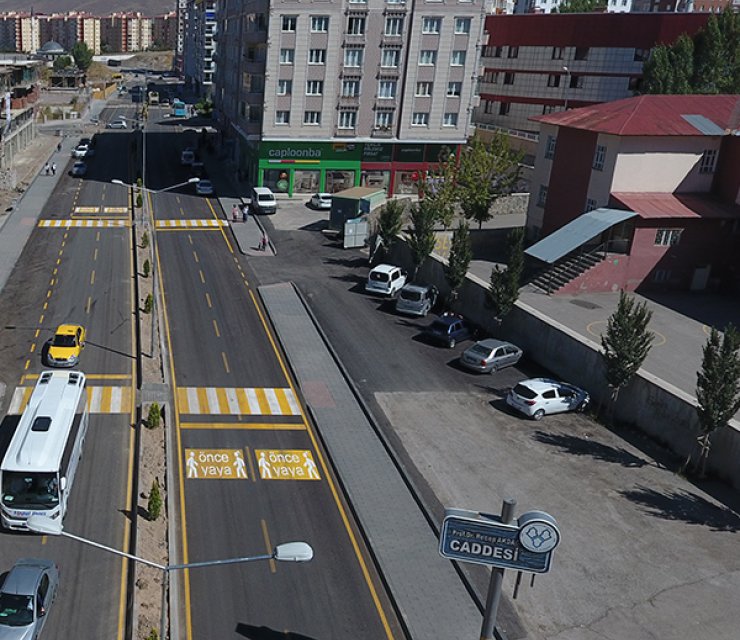 Recep Akdağ Caddesi Yeni Yüzüne Kavuştu !