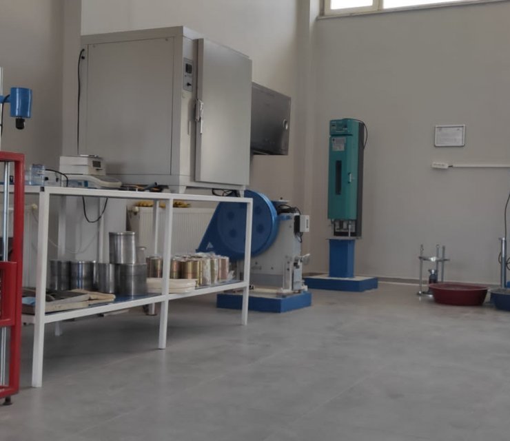 Doğu Anadolu'nun En Büyük Asfalt Laboratuvarı ile Hizmetinizdeyiz !